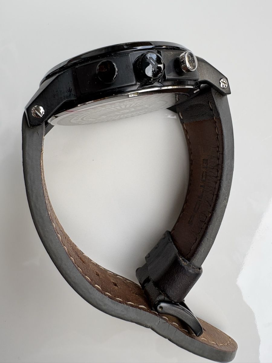 Police Montres: Montre Police Two Time – D'occasion à Vevey par carybde 1