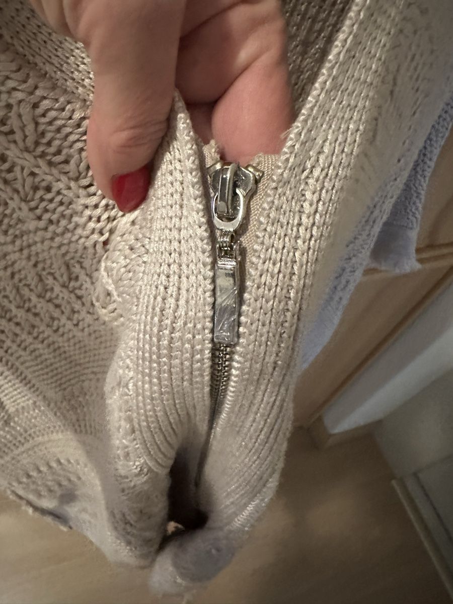 Guess Giacche: Poncho Guess Neu! – Nuovo (secondo la descrizione) da Eich venduto da gabry68 2