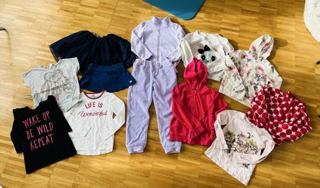 Mädchen Kleiderpaket Grösse 122/128, Top Zustand!