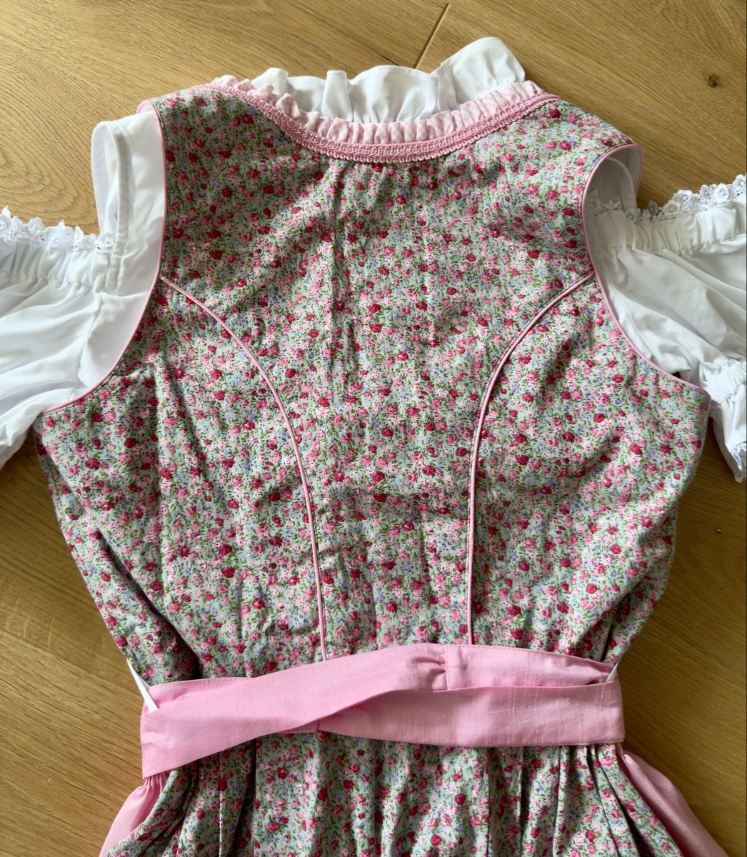 C&A Kleider: Dirndl Grösse 44 – Neu (gemäss Beschreibung) aus Herbetswil von Chi_Ste97 2