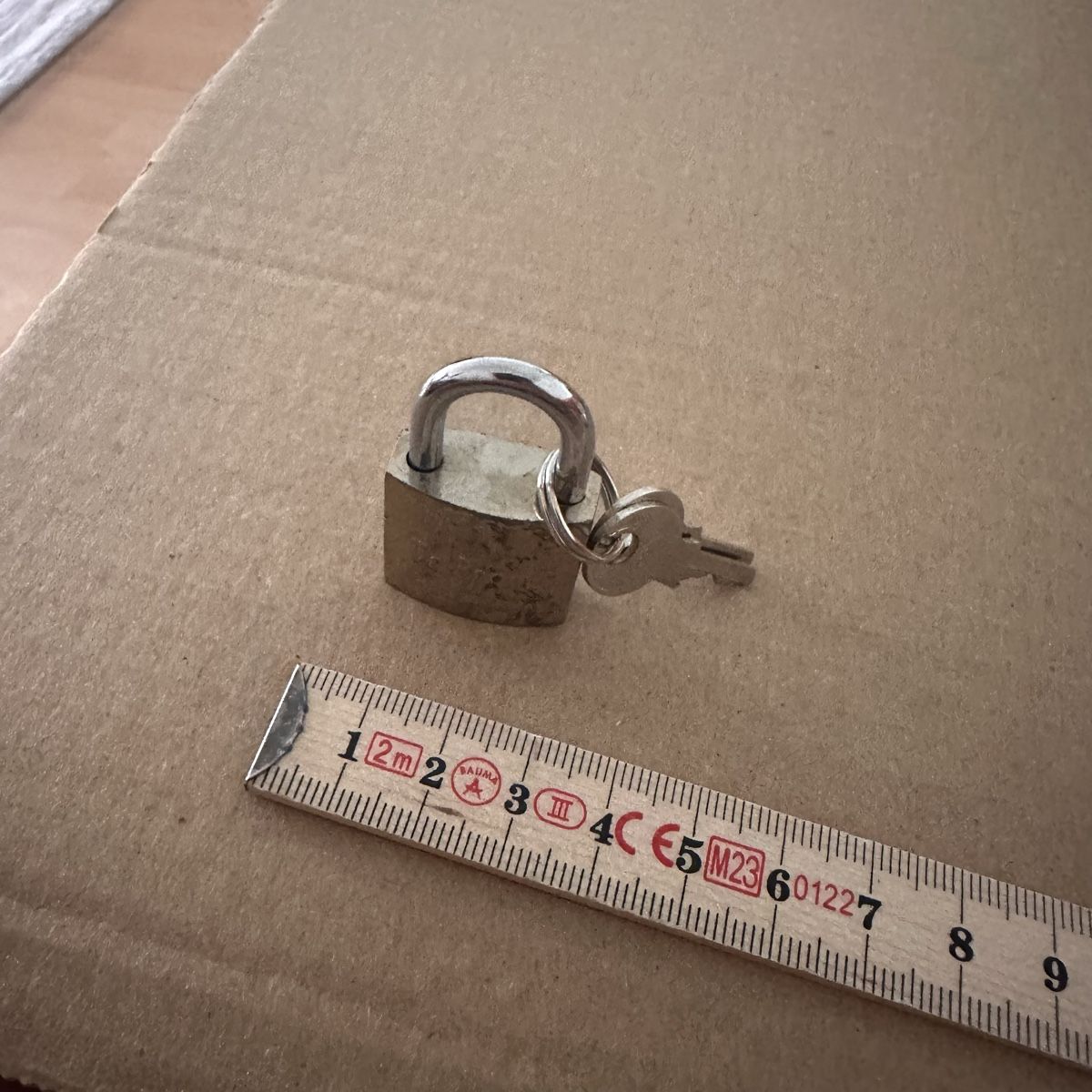 Lucchetti: Vorhängeschloss ca. 4 cm – Usato da Chur venduto da coskun 1