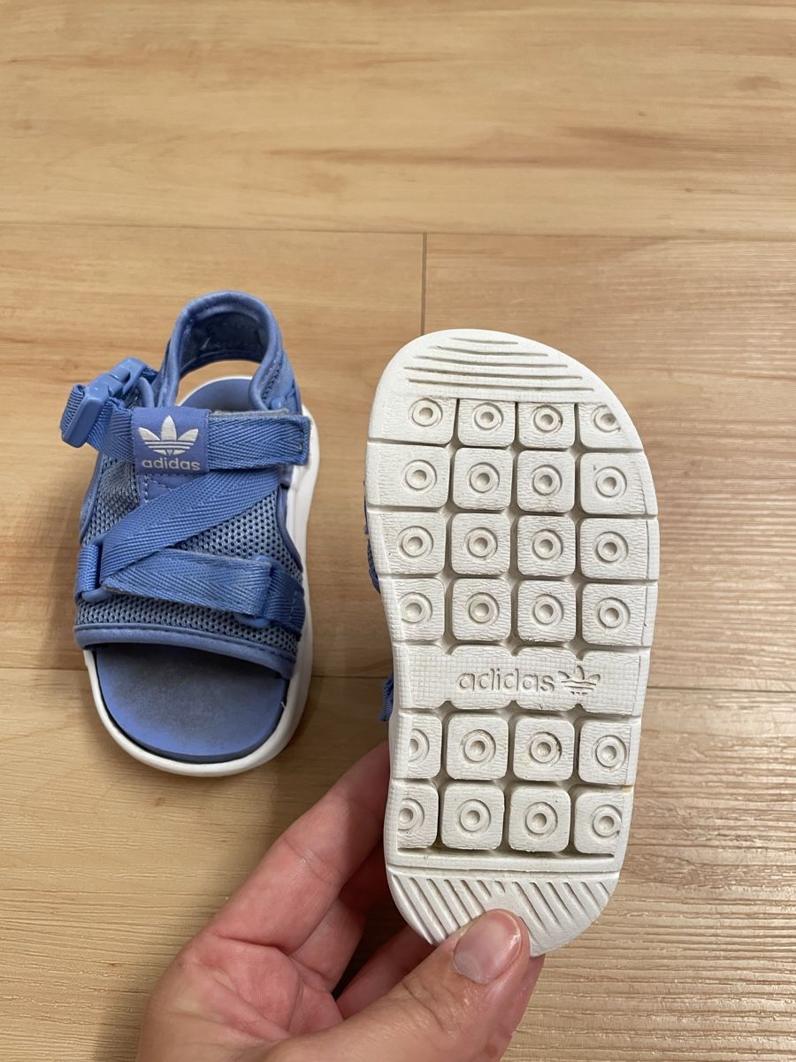 Adidas Schuhe für Jungen: Adidas Sandalen, Gr. 23, Sommer! – Gebraucht aus Ried b. Kerzers von yas_p7th 3