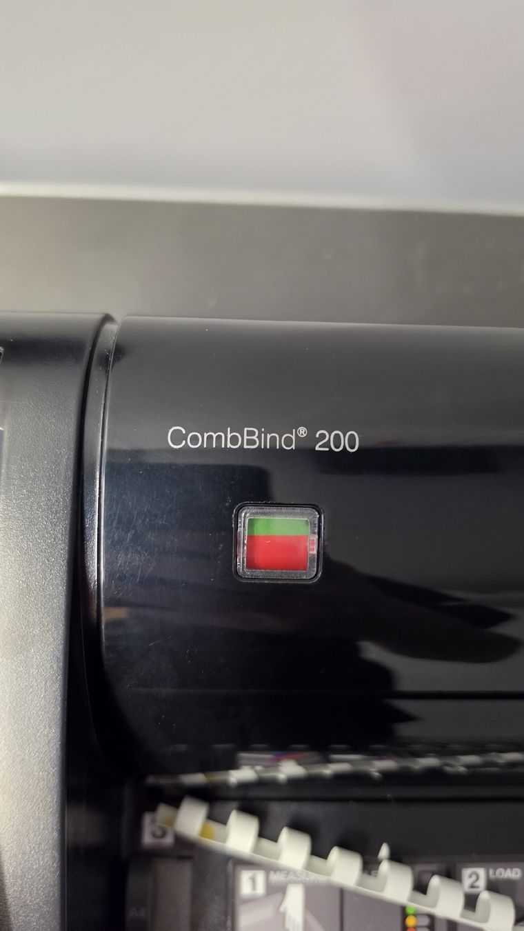 Macchine rilegatrici: GBC CombBind 200 Bindemaschine gebraucht – Usato da Wahlendorf venduto da UrsM89 1