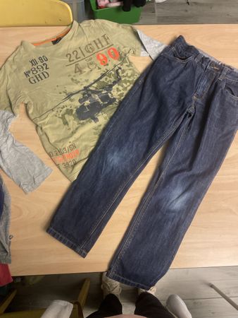 Cooles Next Set, Jeans und Pullover Gr. 134, Top Zustand!