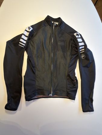 Assos intermediate evo airblock 799 cycling jacket