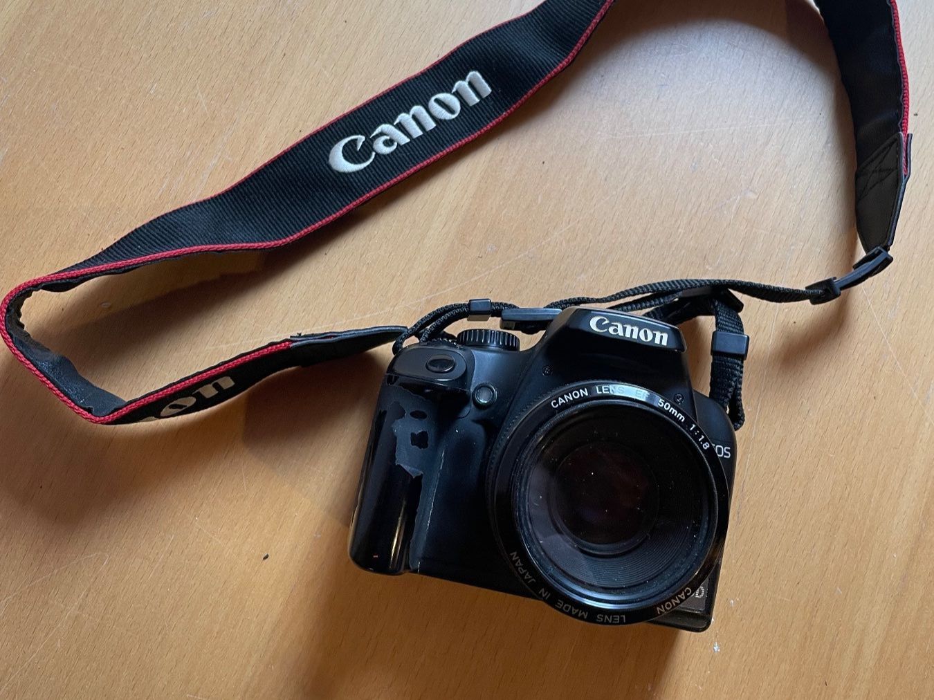Canon Fotocamera: Canon EOS 1000D Spiegelreflexkamera – Usato da Scheuren venduto da Hammerhai1 1