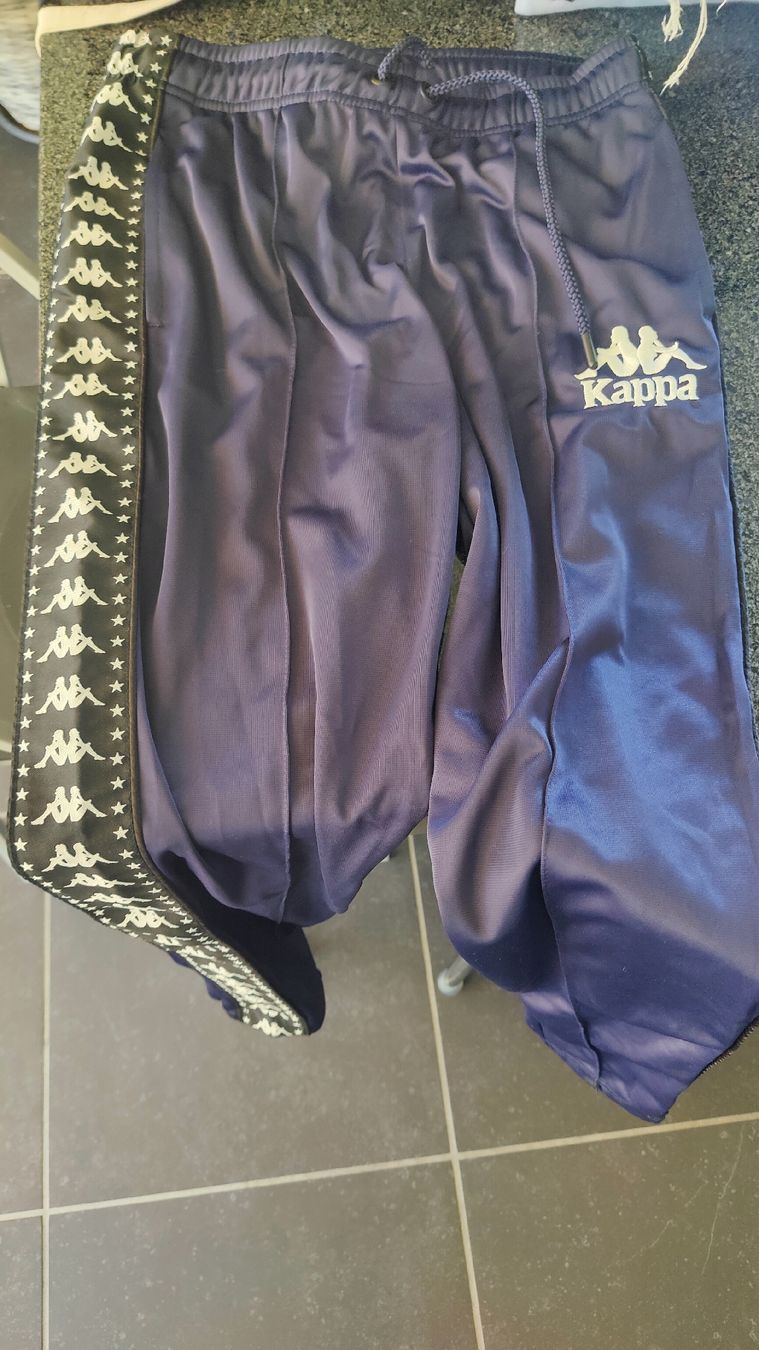 Pantalons: Kappa Trainer Hose Damen – D'occasion à Pfeffingen par GempelerM