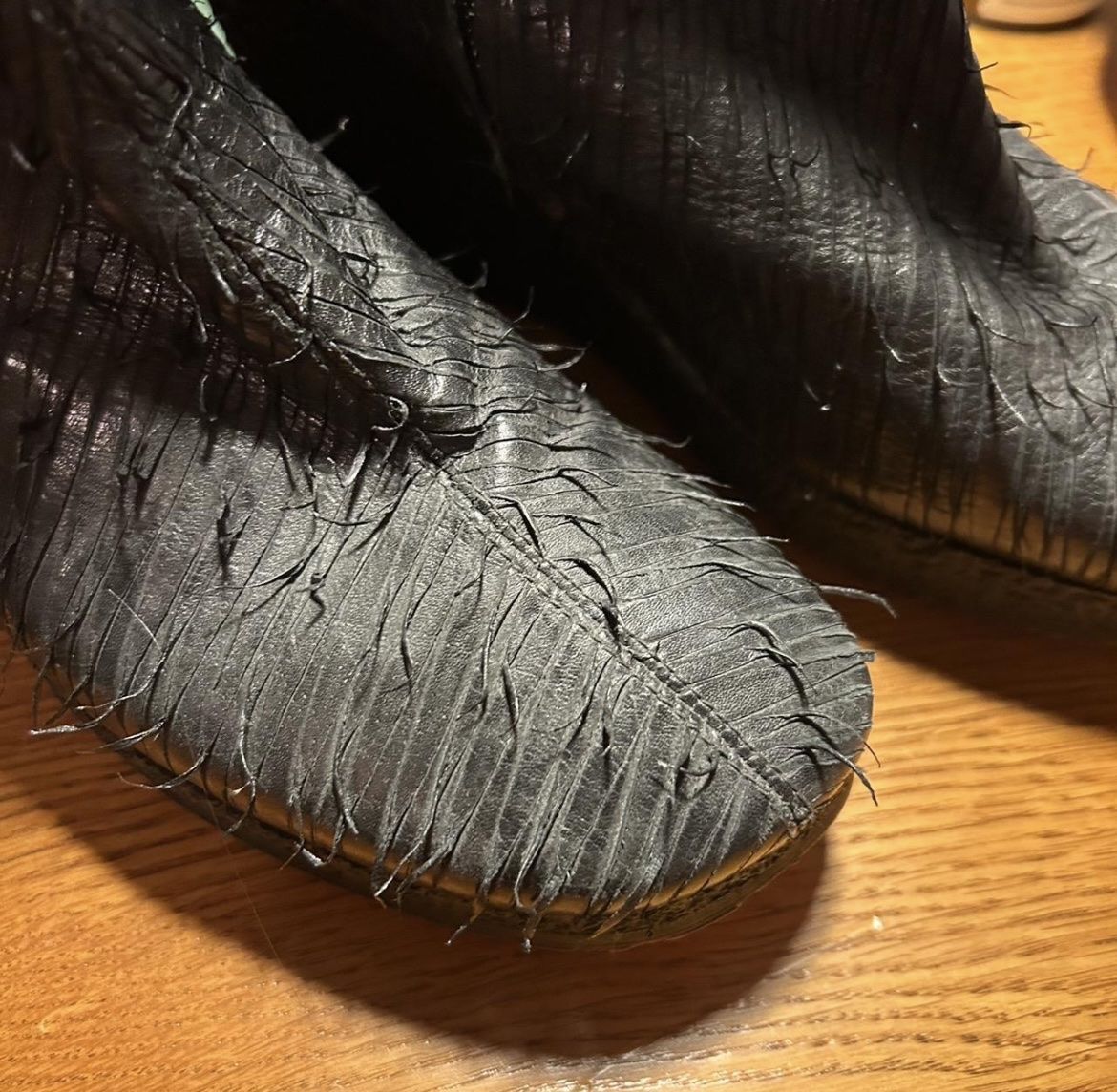 Scarpe da donna: Black wedge boots – Usato da Pully venduto da car_rwv6 4