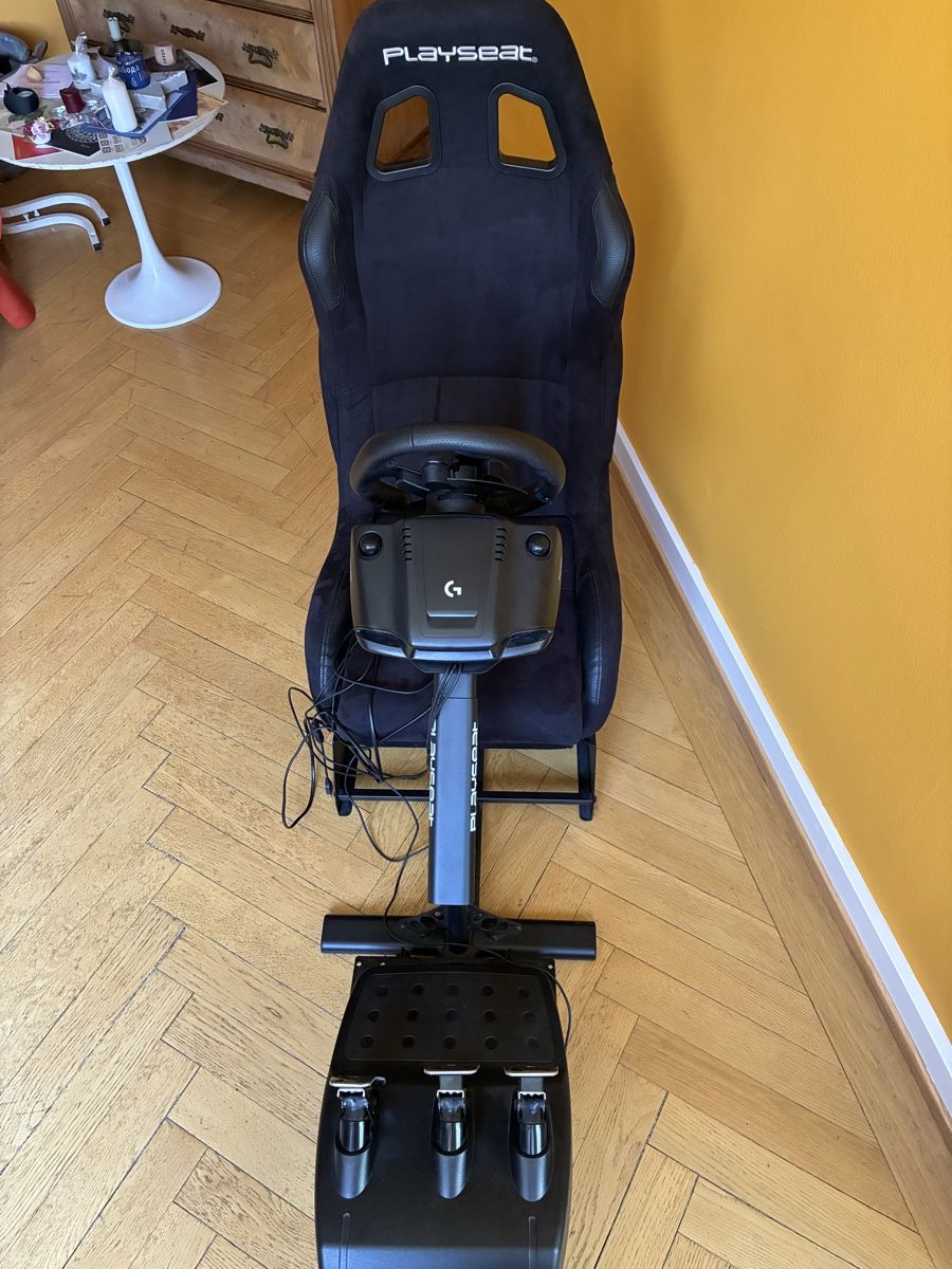 Systèmes de contrôle: Playseat Evolution Logitech G29 Wheel Pedals Used – D'occasion à Zürich par CasparHonegger.3000