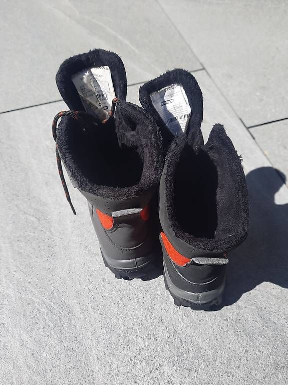 Schuhe für Jungen: Gr 38 Schnee/Winterschuhe warm – Gebraucht aus Langenthal von Swissrunner 2