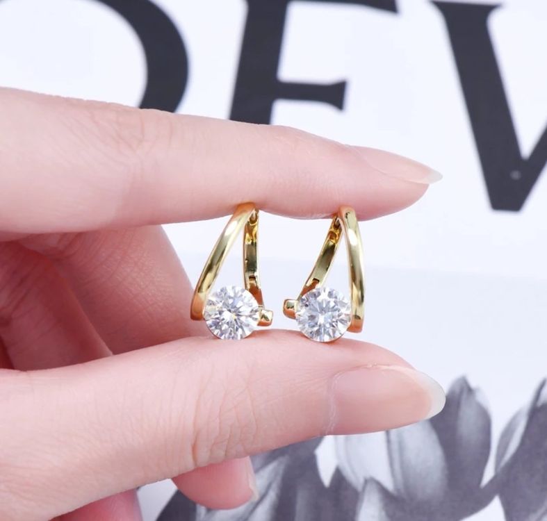 Boucles D'oreilles En Moissanite Et Argent - Style Boucle - Neuf Avec étiquettes - Pierre Argentée