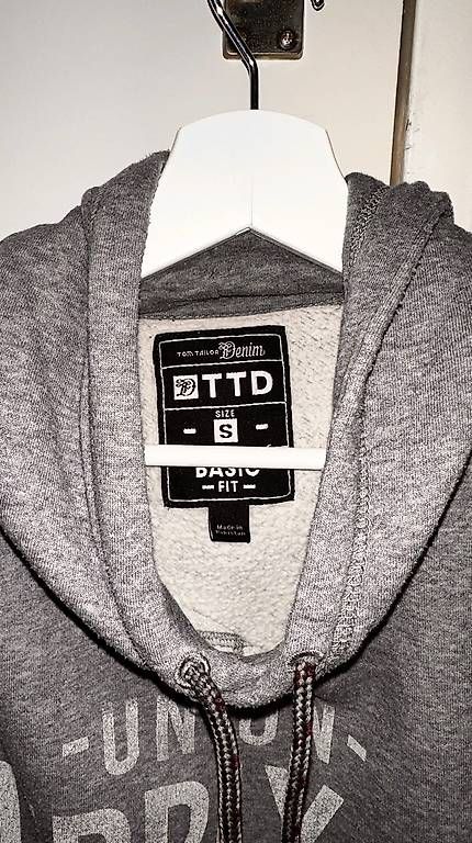 Pulls & Sweat-shirts: Tom Tailor Hoodie S – D'occasion à Romanshorn par cedoo8590 2