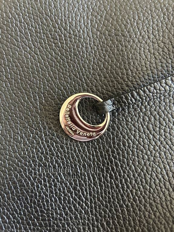 Borse da donna: Echt Leder Handtasche schwarz – Usato da Winterthur venduto da kayleighosswald 2