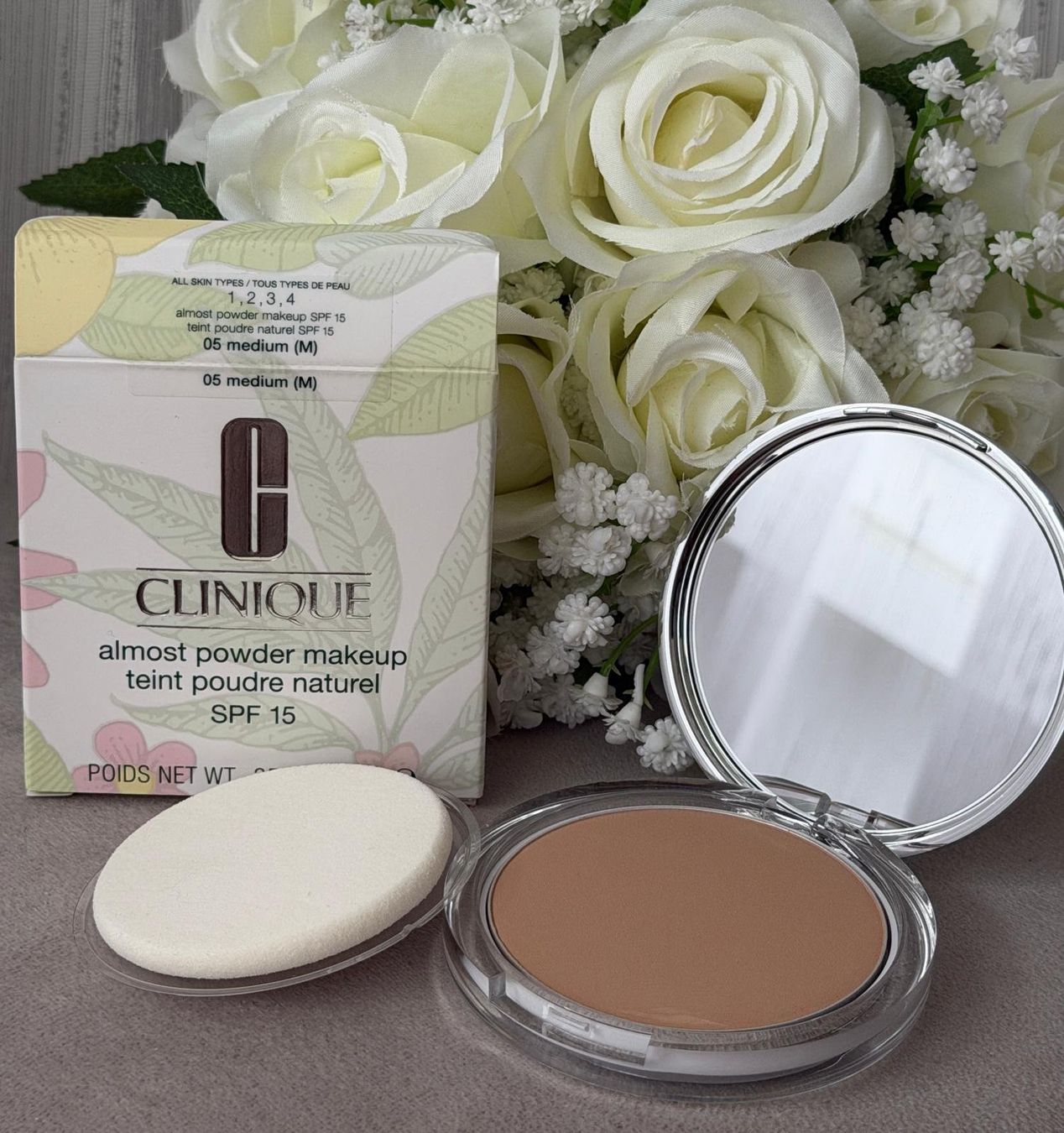 Clinique Make-up: Make Up Clinique Almost Powder NEU – Nuovo e nell'imballaggio originale da Dänikon ZH venduto da tug_m9b6 1