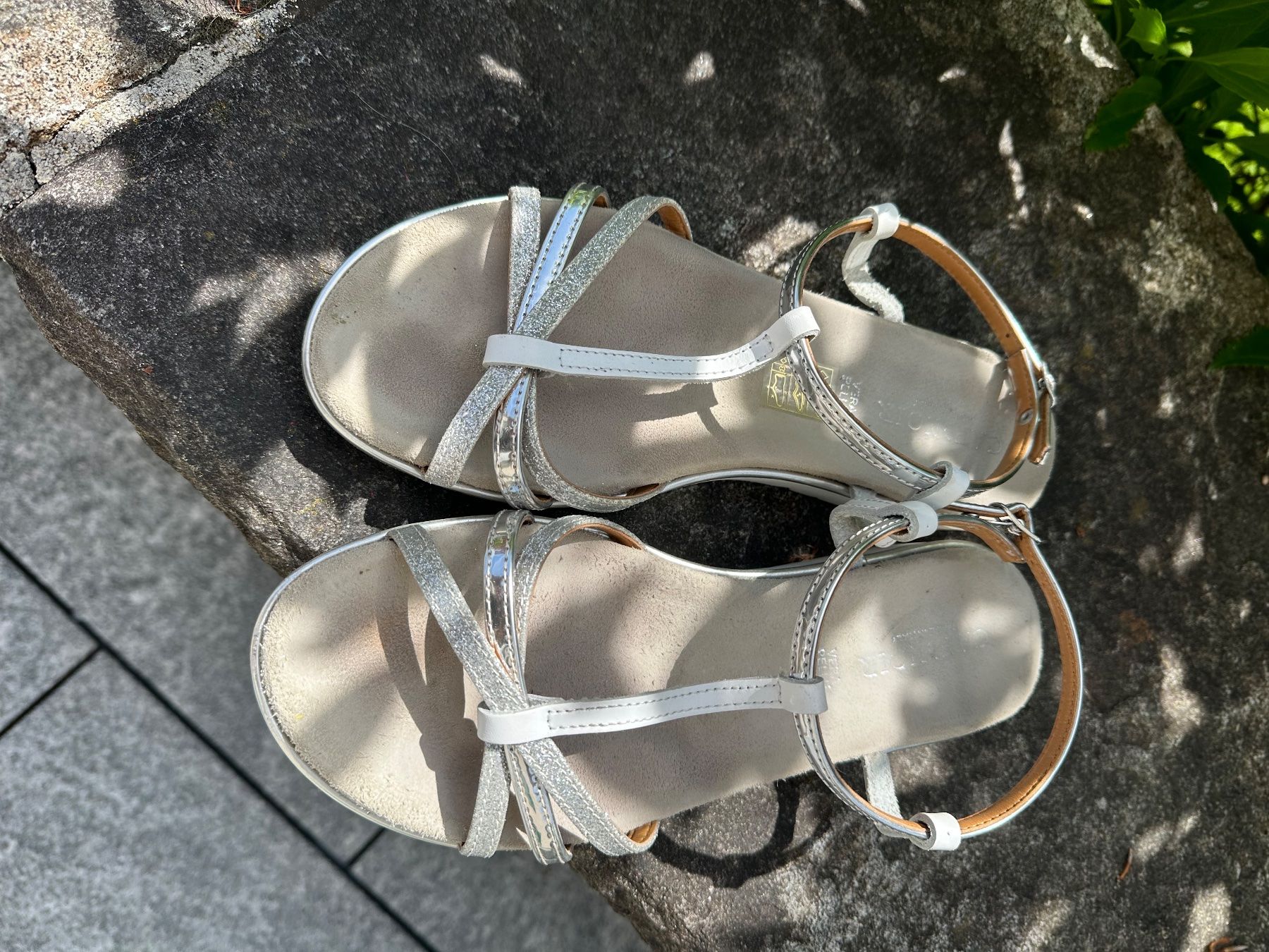 Damenschuhe: Cafénoir Sandalette Gr 38 in silber – Gebraucht aus Luzern von gwand