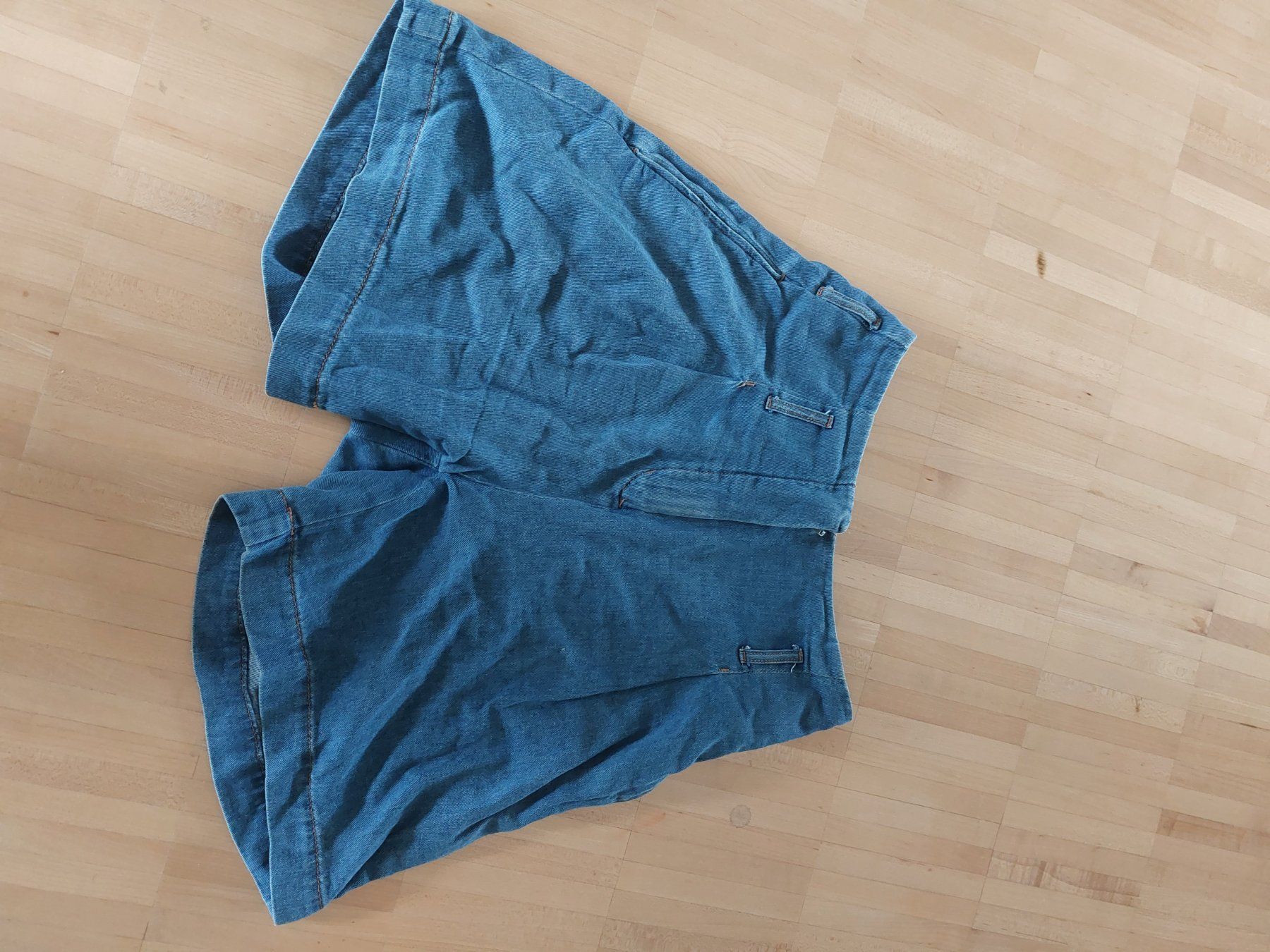 Pantaloni: Calliope Shorts S – Usato da Zürich venduto da zuz_9qry 2