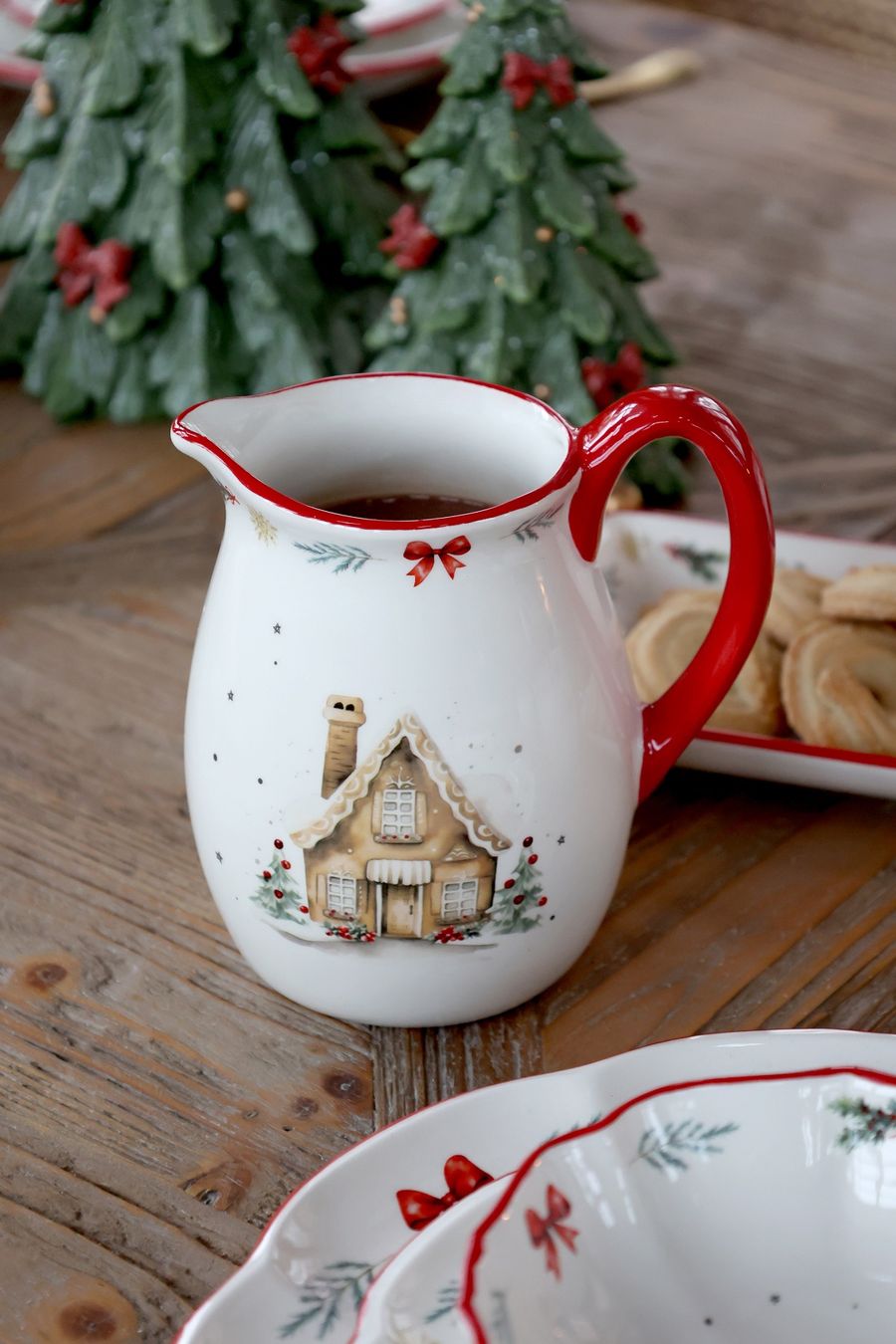 Karaffen: Chic Antique Krug "Chalet de Noël" – Neu und originalverpackt aus Innertkirchen von Glatthard-Interior 1