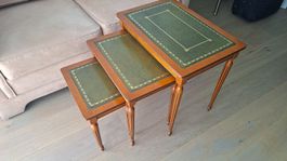 Nestingtische Holz Leder grün 3er Set vintage