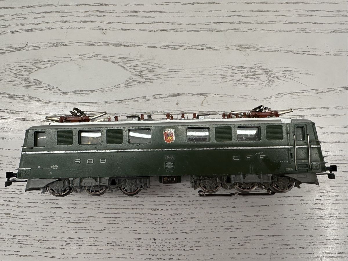 Märklin Modelleisenbahnen: Märklin 3050 SBB Ae 6/6 Stans – Gebraucht aus Lupsingen von New-Haven 3