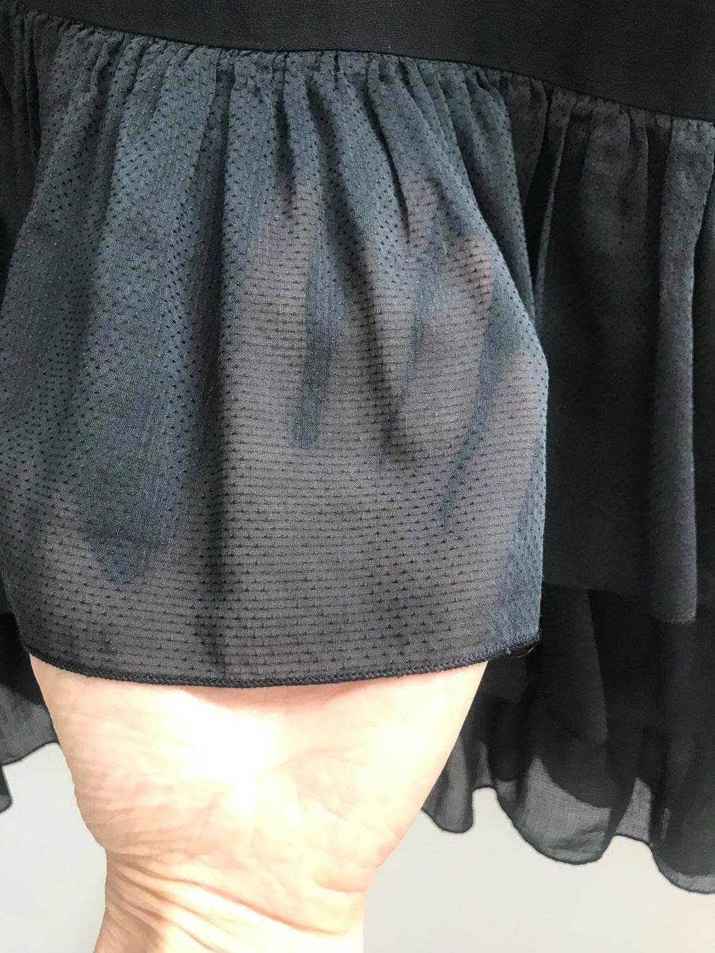 Vestiti: Kleid Dondup, schwarz, Gr. IT 40 – Usato da Kilchberg venduto da boudoir076 2