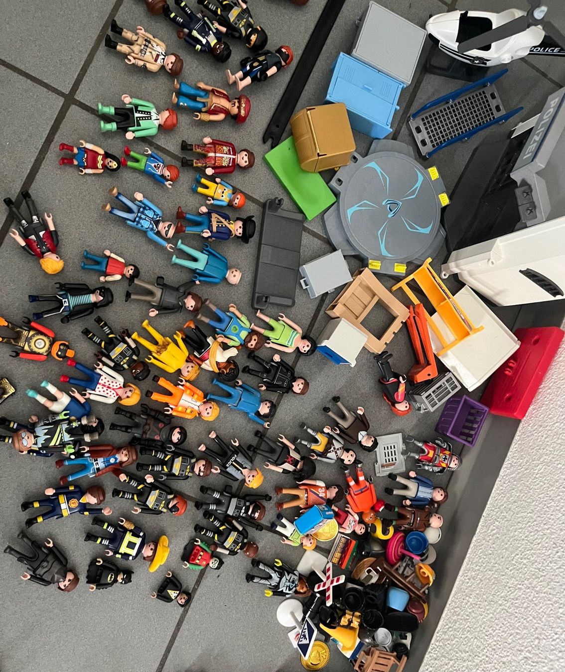 Playmobil Giocattoli: Playmobil und diverses – Usato da Chiasso venduto da fairy81 2