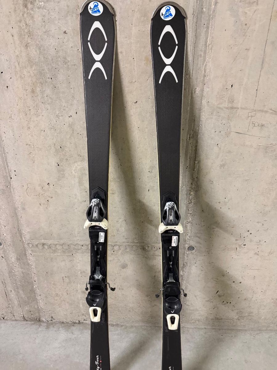 Head Sci: Head Ski Pair 154 cm Black with Head Bindings Good Condition – Usato da Horgen venduto da Sashki99 1
