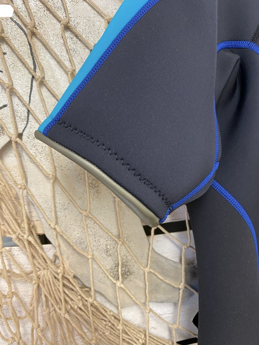 Mute per immersioni: Shorty 2mm Damen Gr. L/XL – Nuovo e nell'imballaggio originale da Pfäffikon ZH venduto da Deko-Stopp 3