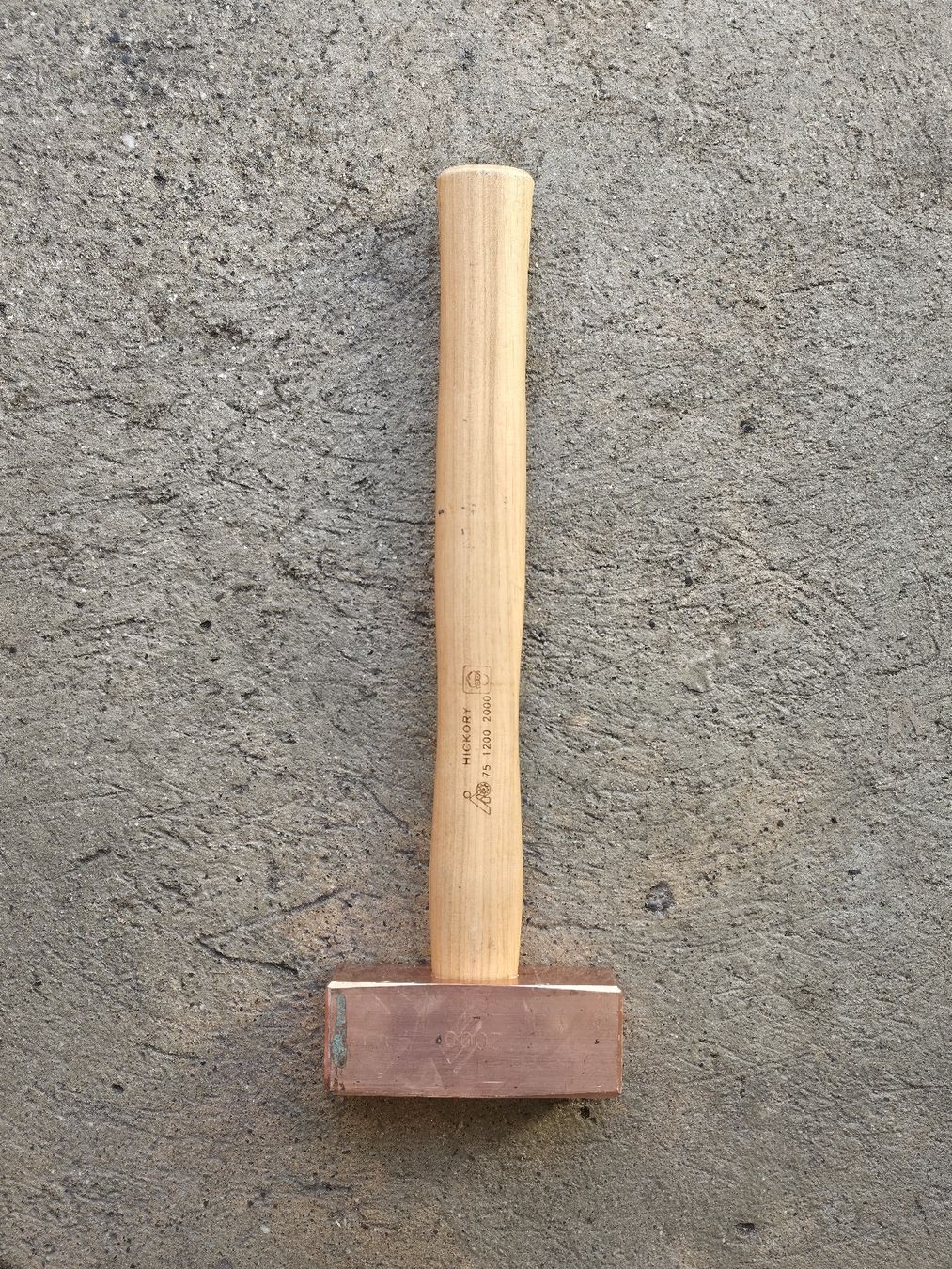 Tutti gli attrezzi: Kupferhammer mit Holzgriff Garant 2kg – Nuovo (secondo la descrizione) da Amriswil venduto da newschweiz