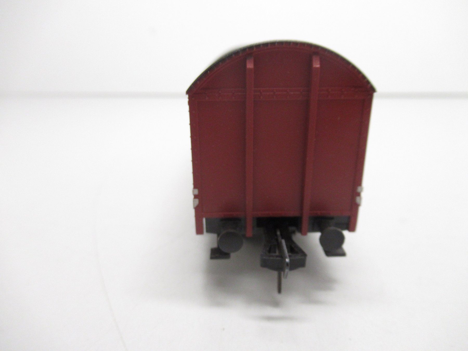 Fleischmann Modelleisenbahnen: Fleischmann 5330 gedeckter Güterwagen der Deutschen Bahn DC – Gebraucht aus Basel von mhmarken 2