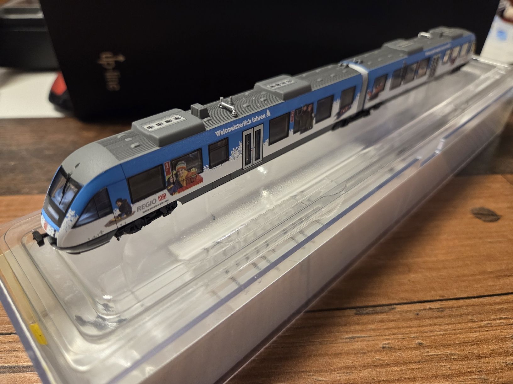 Trix Modellini di ferrovie: Minitrix Triebzug LINT 16482 Spur N  – Usato da Langnau i. E. venduto da Marger 1