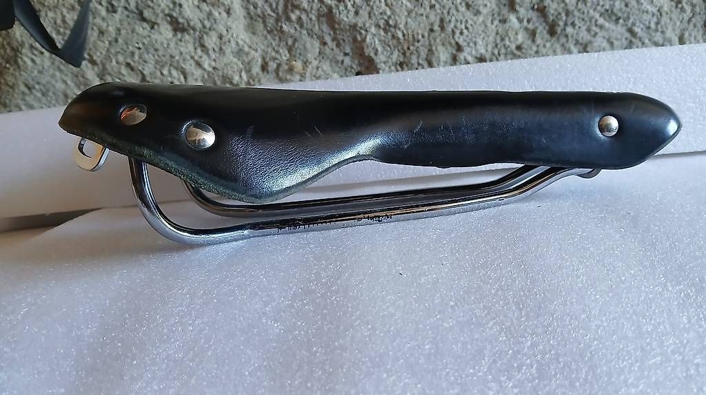 Pezzi di ricambio: Selle vintage Gyes – Usato da Corcelles-le-Jorat venduto da Laurent2969 1