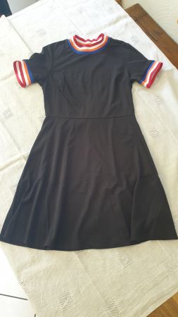 Schwarzes Sommerkleid von FB Sister, Grösse M, Top Zustand!