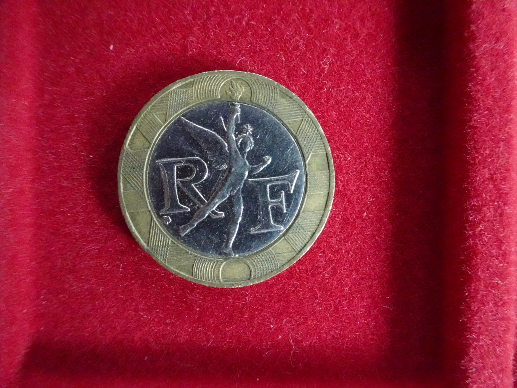 Alle Münzen: 10 Francs Frankreich 1990 - M354 – Gebraucht aus Küssnacht am Rigi von Kleinpreis-Shop 1
