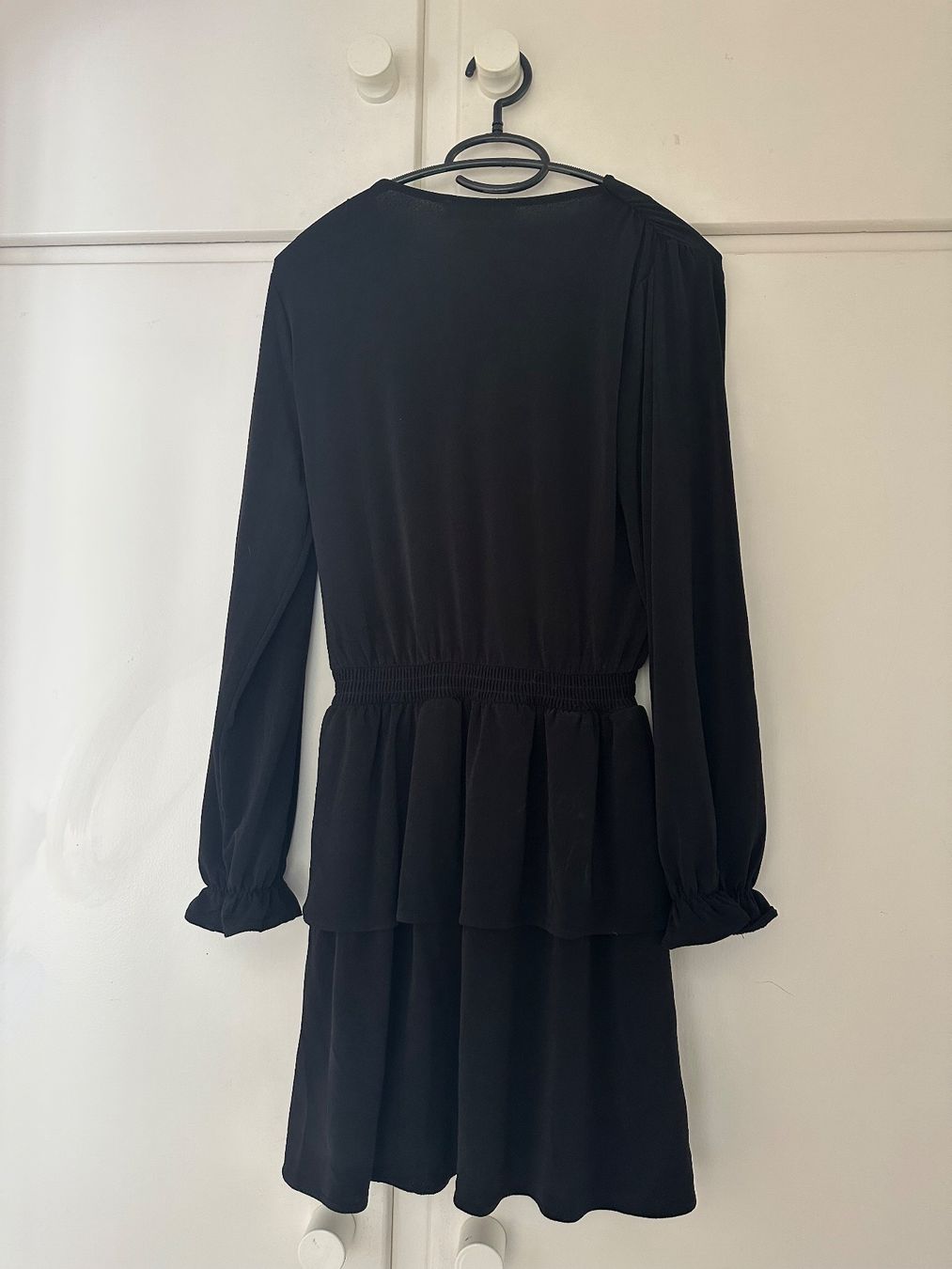 Mango Kleider: Black Dress Mango (Kleid / Robe) – Gebraucht aus Zürich von mme_9kc5 2