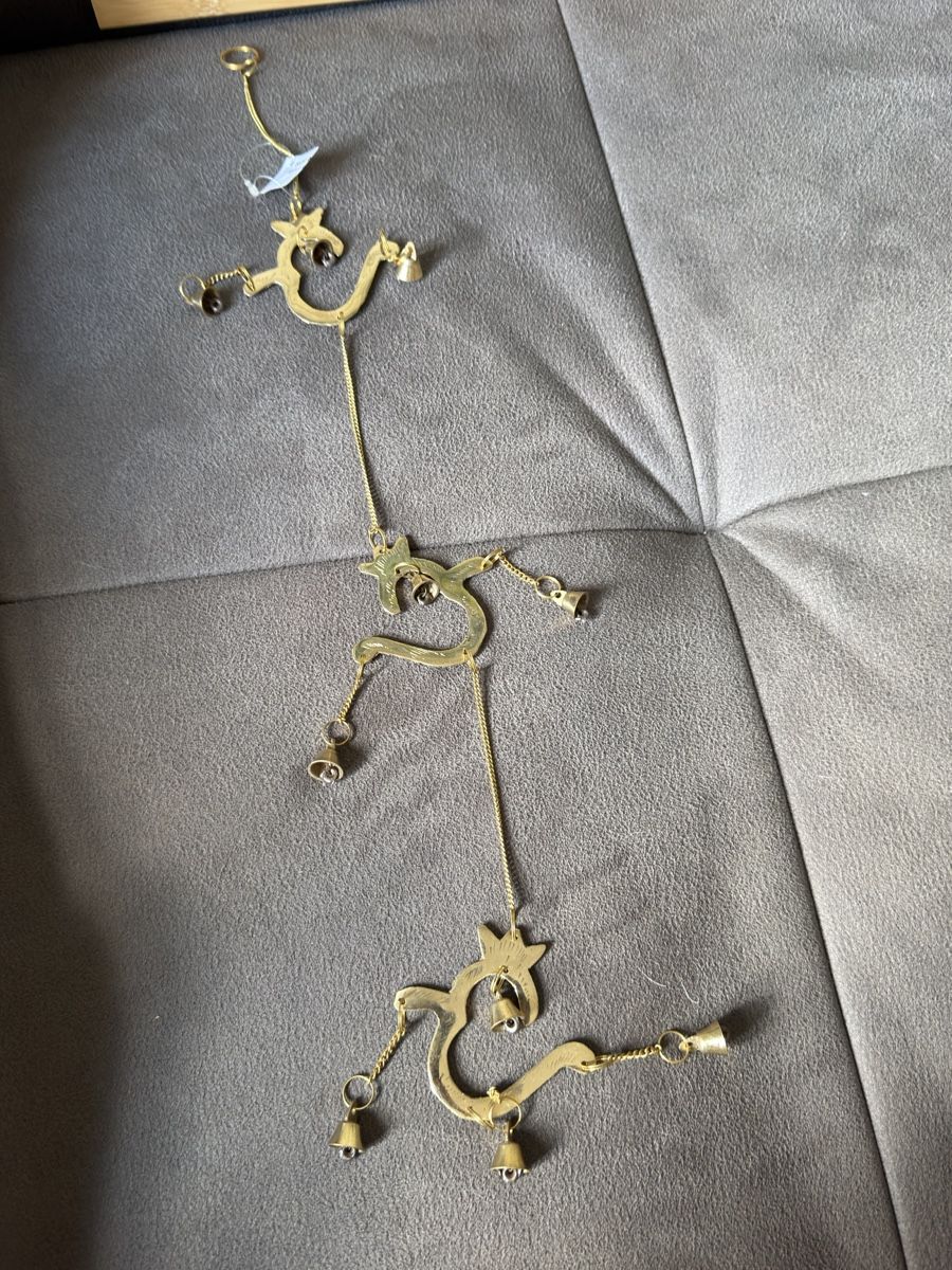 Autres décorations & accessoires: Windspiel Om mit Messingglöckchen neu – Neuf avec emballage d'origine à Widnau par kustercarmen 5