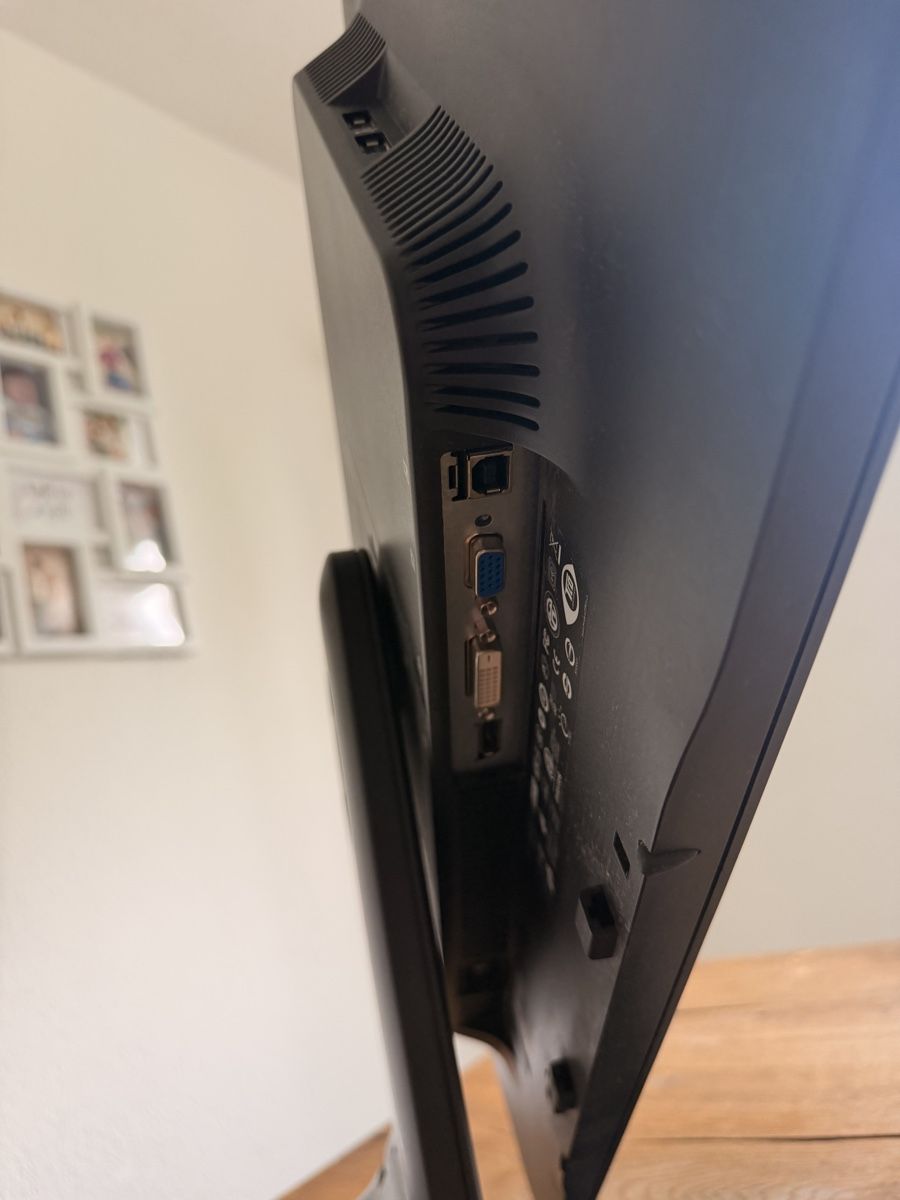 Monitore: Monitor  – Gebraucht aus Belp von sch_xp5g 5