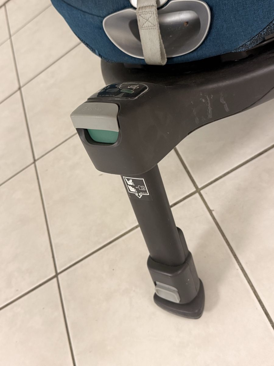 Cybex Sièges auto: Cybex Sirona Z i-Size Plus avec Base Z – D'occasion à Le Sentier par dar_hb62 9