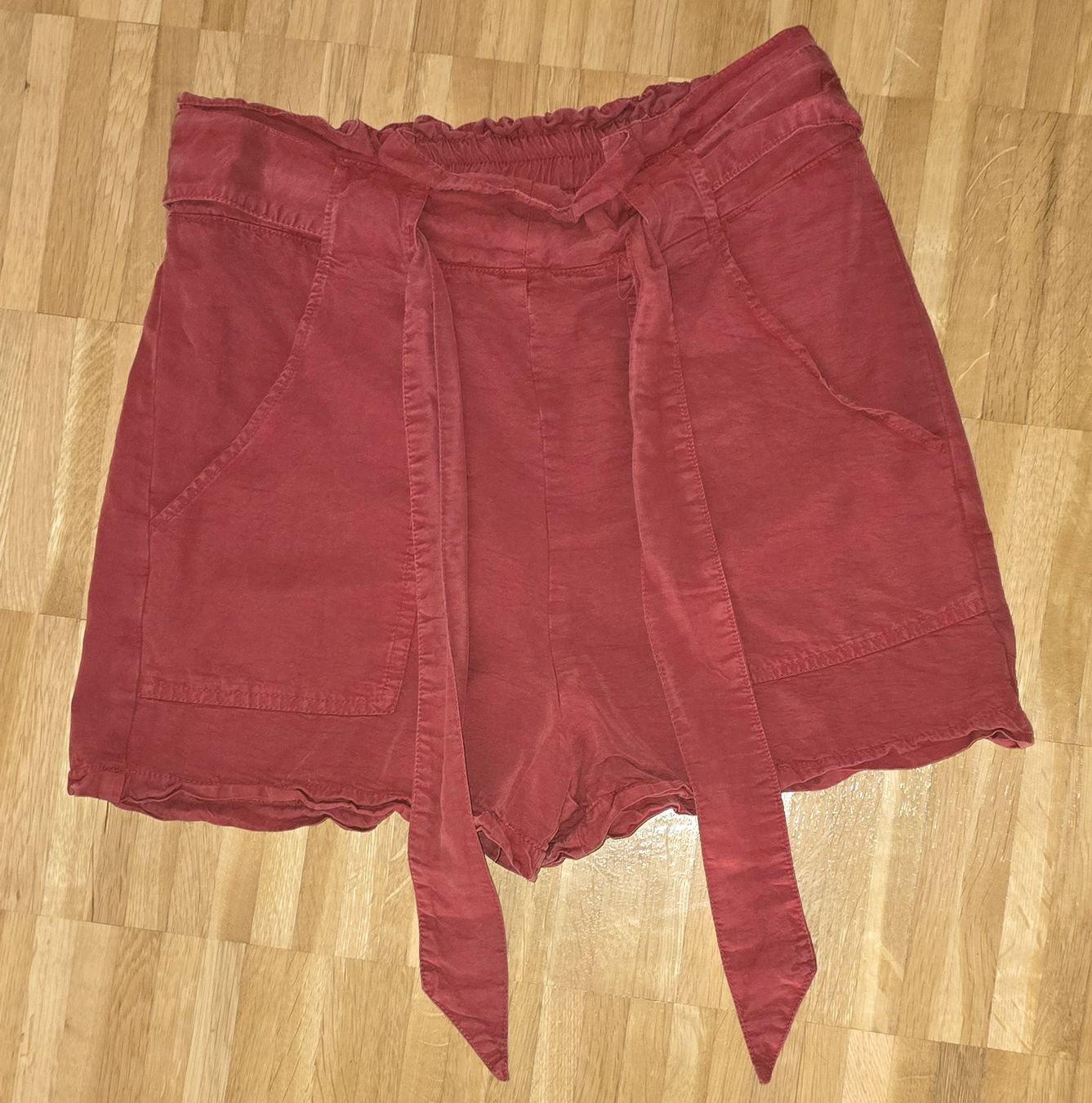 Lotti di vestiti: Second Hand Kleiderpaket Gr. S/M – Usato da Seuzach venduto da K_N 5