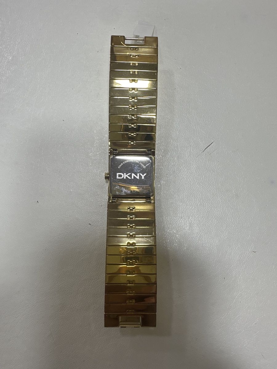 DKNY Orologi: DKYN NY-4548 3ATM – Nuovo e nell'imballaggio originale da zürich venduto da bijouteriegossauer 1