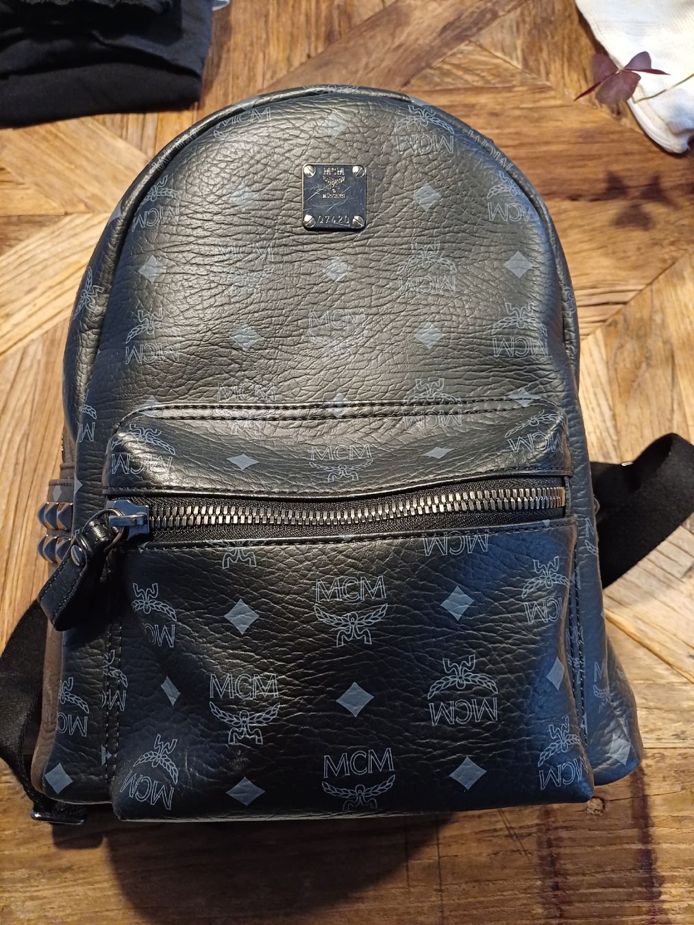 Mcm Zaini: MCM Rucksack Stark small – Usato da Rothenburg venduto da lauraaurora