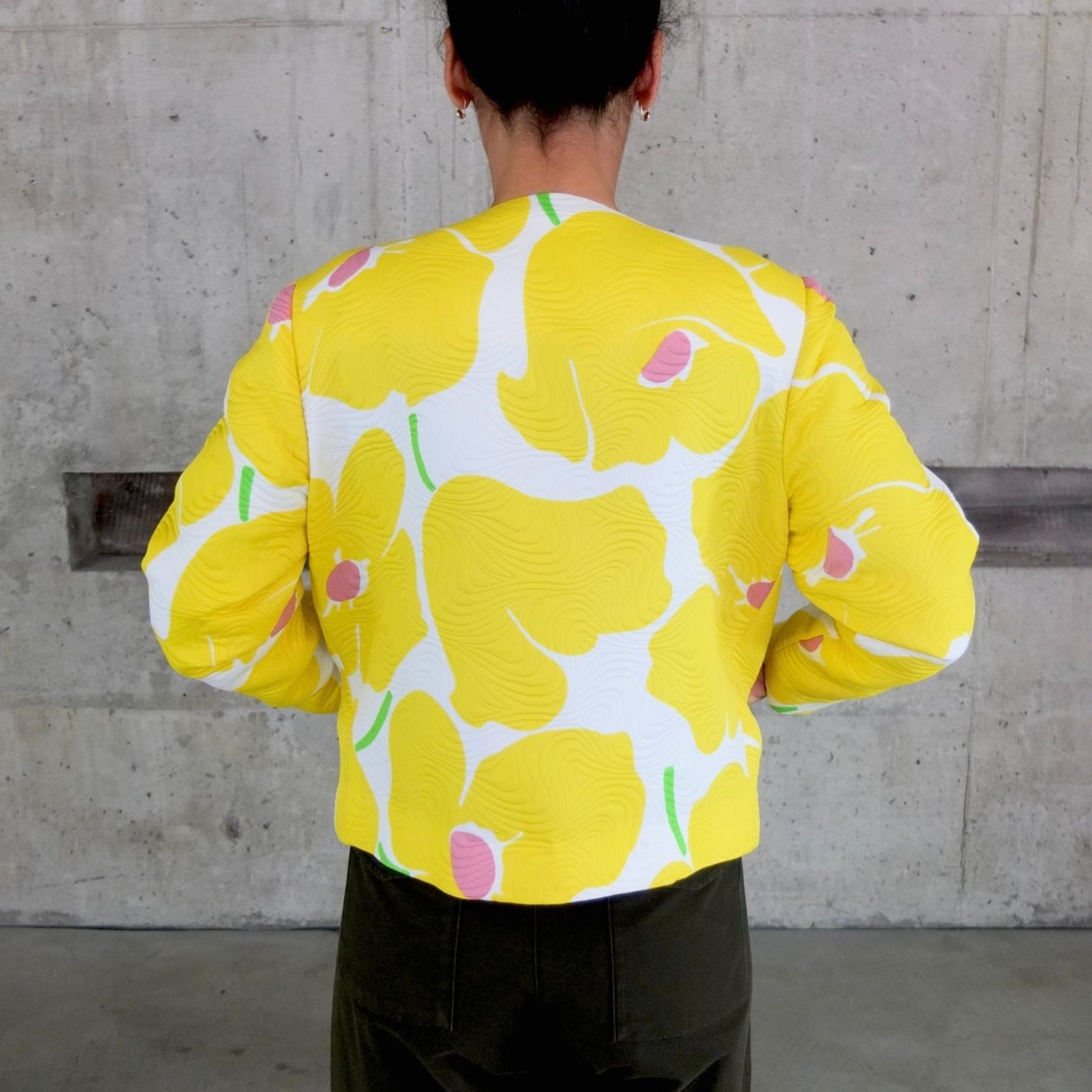 Moschino Jacken: Boutique Moschino Jacke, G. 40 – Gebraucht aus Basel von Brocki-auf-dem-Wolf 4