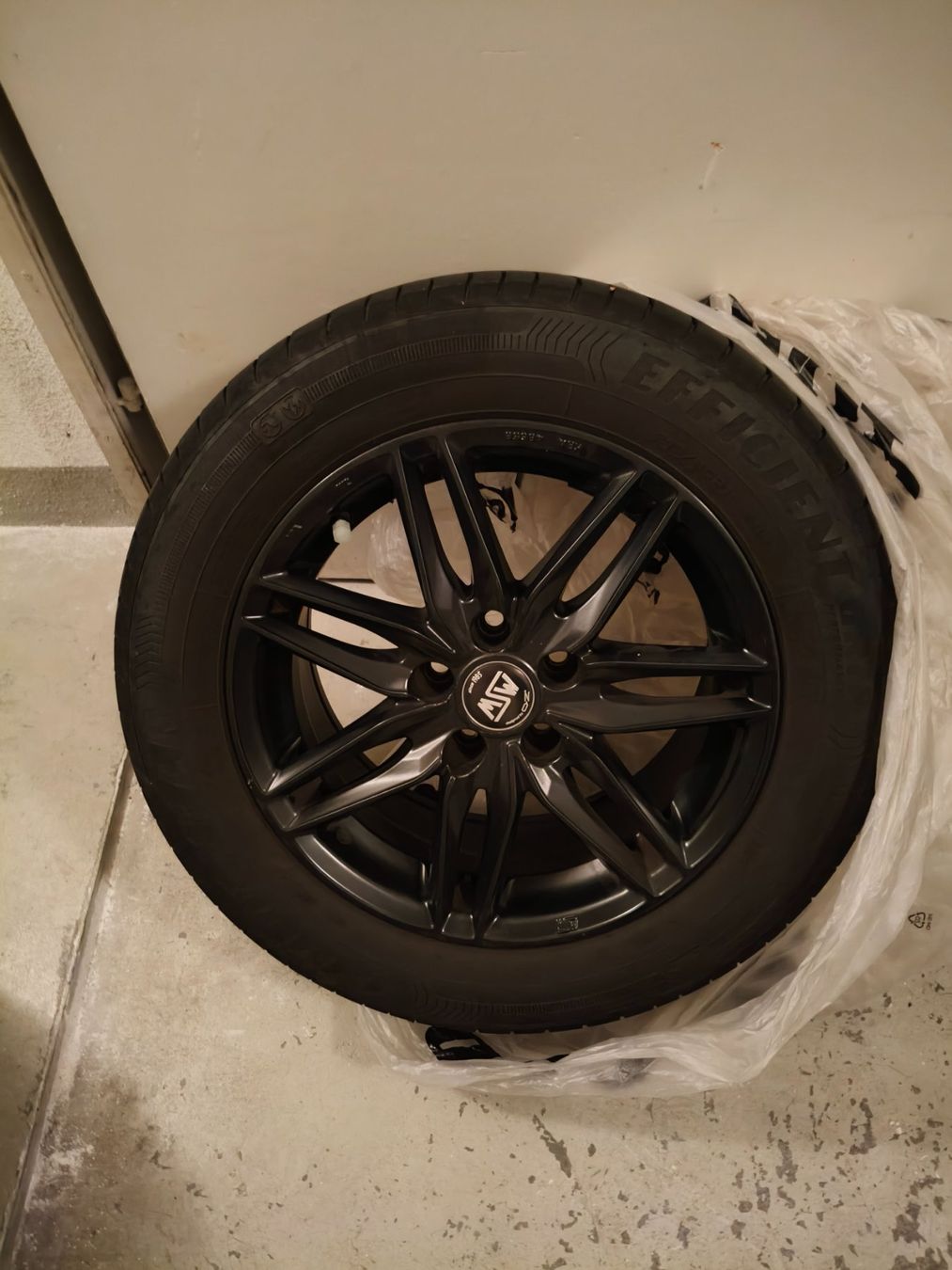 Ford Pneus & Kompletträder: Räder Ford S-Max – Gebraucht aus Fahrweid von jak_nj9f 1