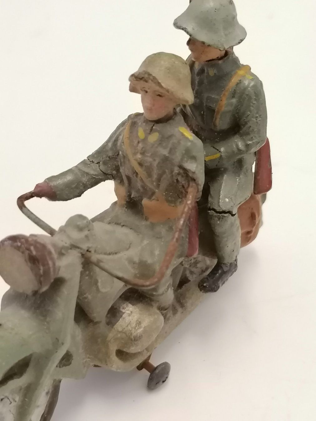 Elastolin Jouets: Elastolin Soldaten mit Motorrad – D'occasion à Basel par vintagecollector 1
