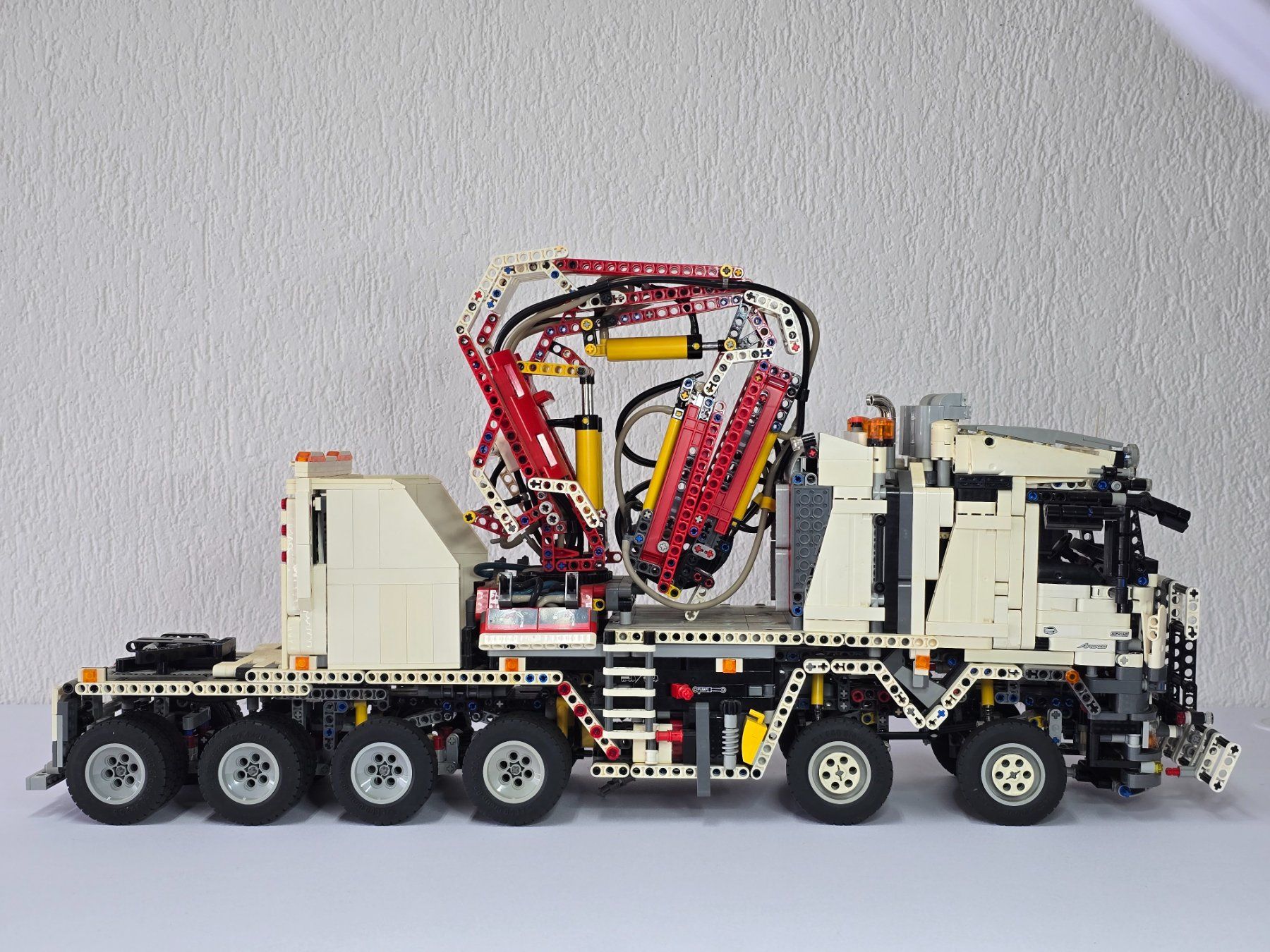 Lego Kit di costruzioni: Lego Technics, MB, Actros, Kran, Verschmutzt, Staubig – Usato da Kloten venduto da Nicola2 1