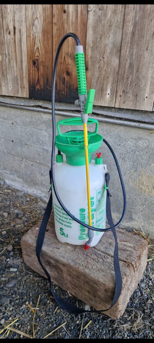 Technique médicale: Drucksprüher 5 Liter – D'occasion à Niederlenz par DaveDasWahnsinn 1