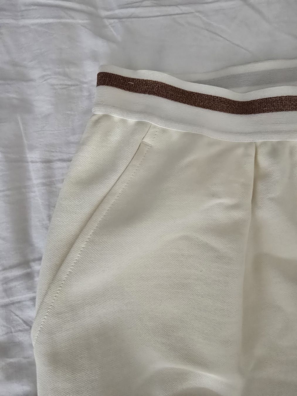 Pantaloni: Cop. Copine Cream Trousers  – Usato da bern venduto da gsh_2w9d 2