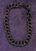 Gliederkette in der Farbe „oil slick“