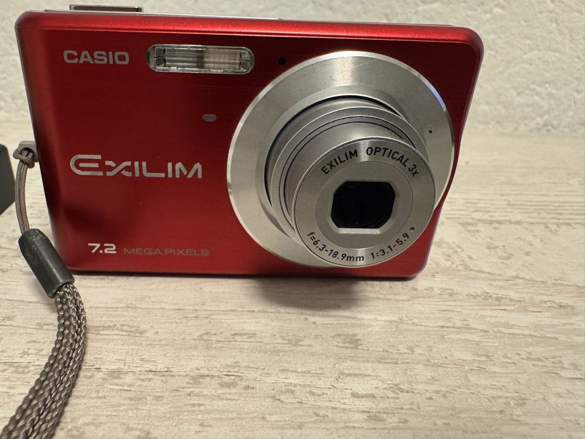Casio Fotocamera: casio elixim ex-z77 Digitalkamera – Usato da Zunzgen venduto da milesdavis76 2