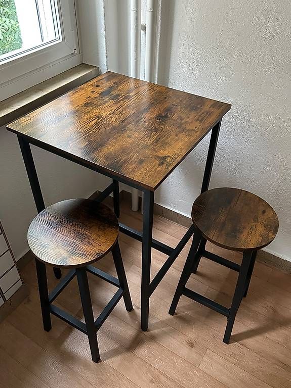 Tischset: Barhocker & Bartisch – Gebraucht aus Zürich von han_y2xr