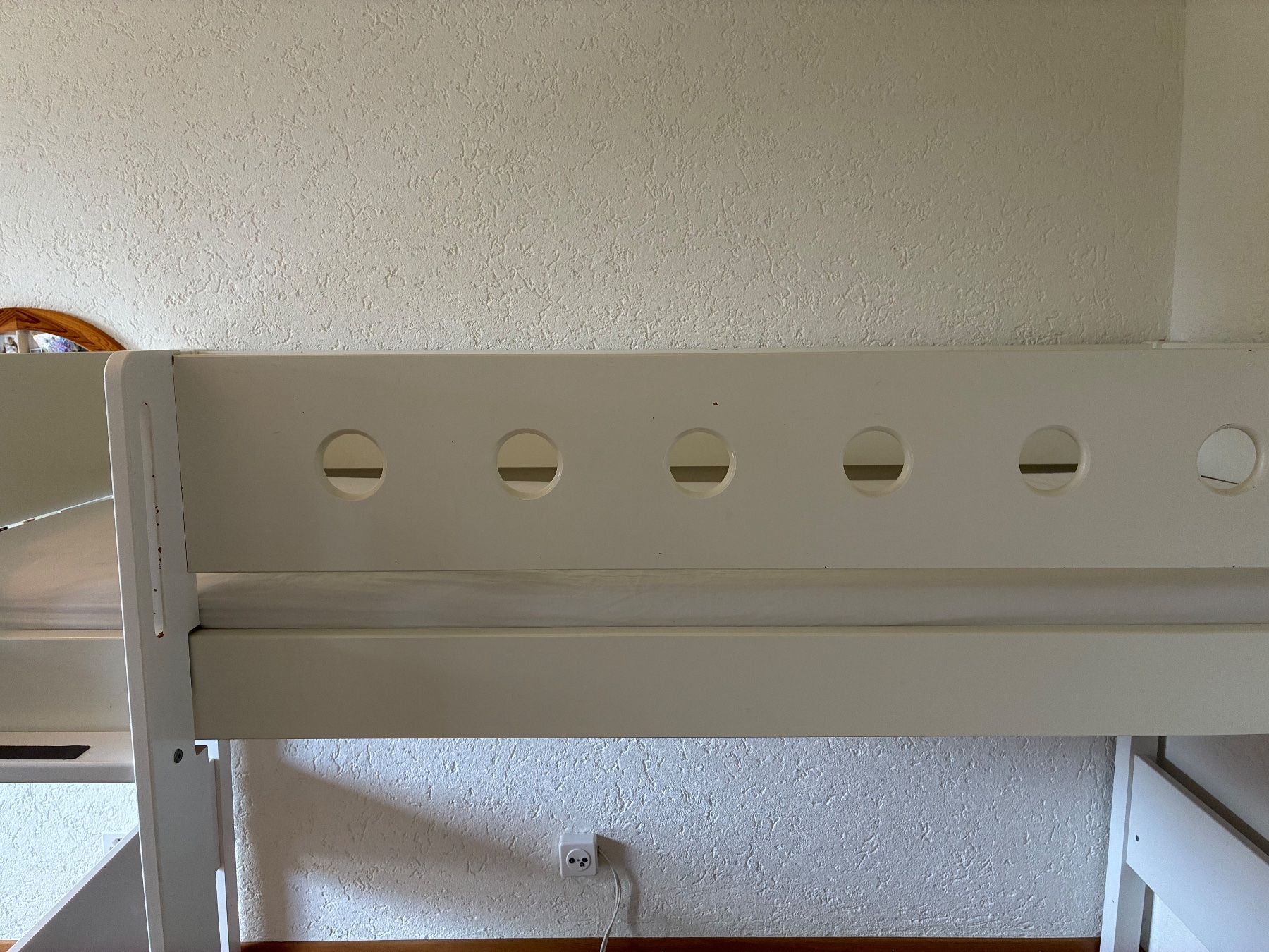 Flexa Letti: Flexa Weiß Mittelhochbett – Usato da Nürensdorf venduto da cam_nbr6 7